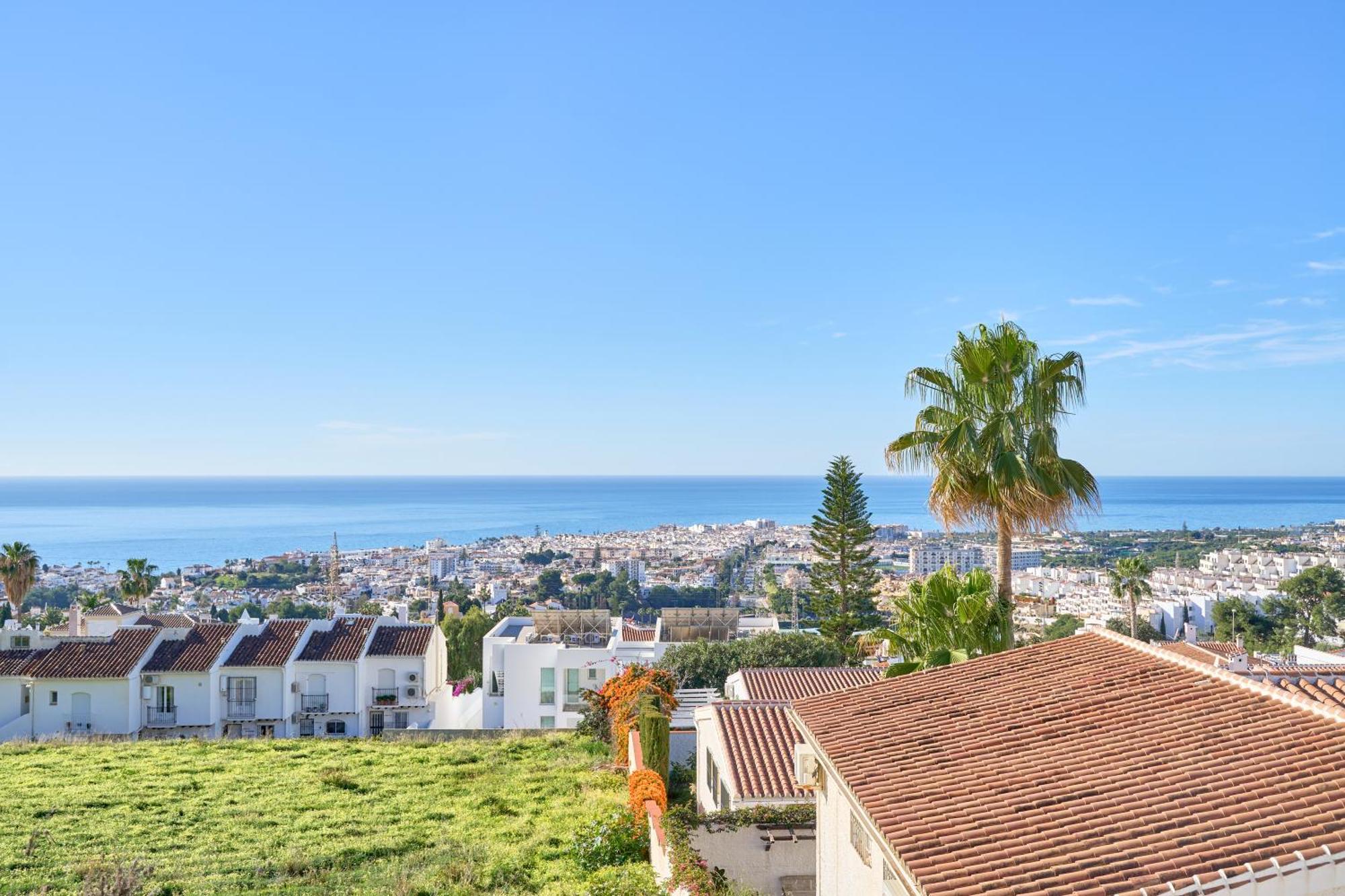 Апартаменты Sea View Capistrano Нерха Экстерьер фото