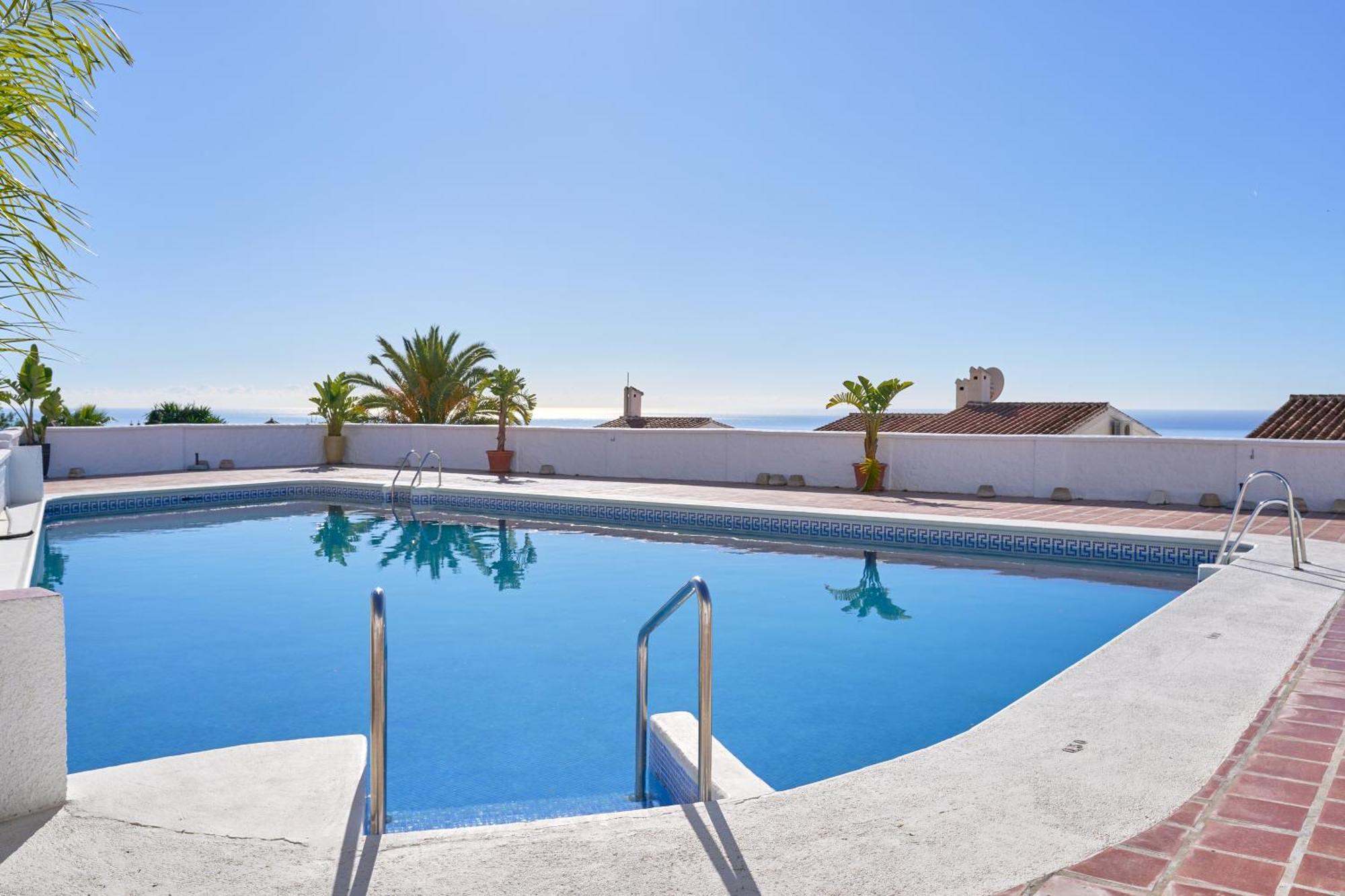 Апартаменты Sea View Capistrano Нерха Экстерьер фото
