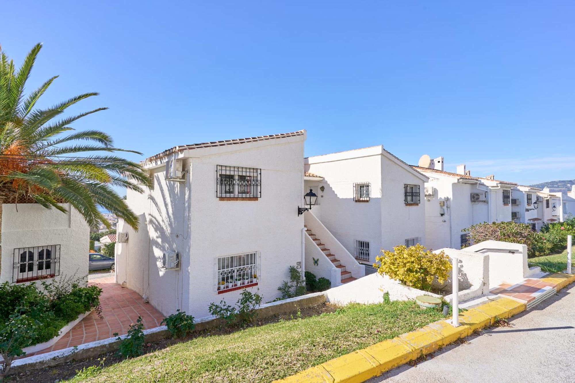 Апартаменты Sea View Capistrano Нерха Экстерьер фото