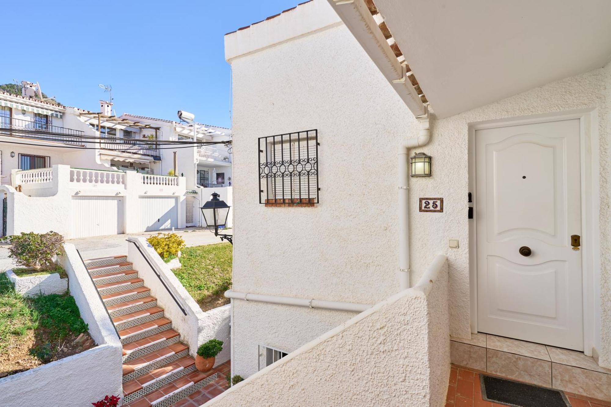 Апартаменты Sea View Capistrano Нерха Экстерьер фото