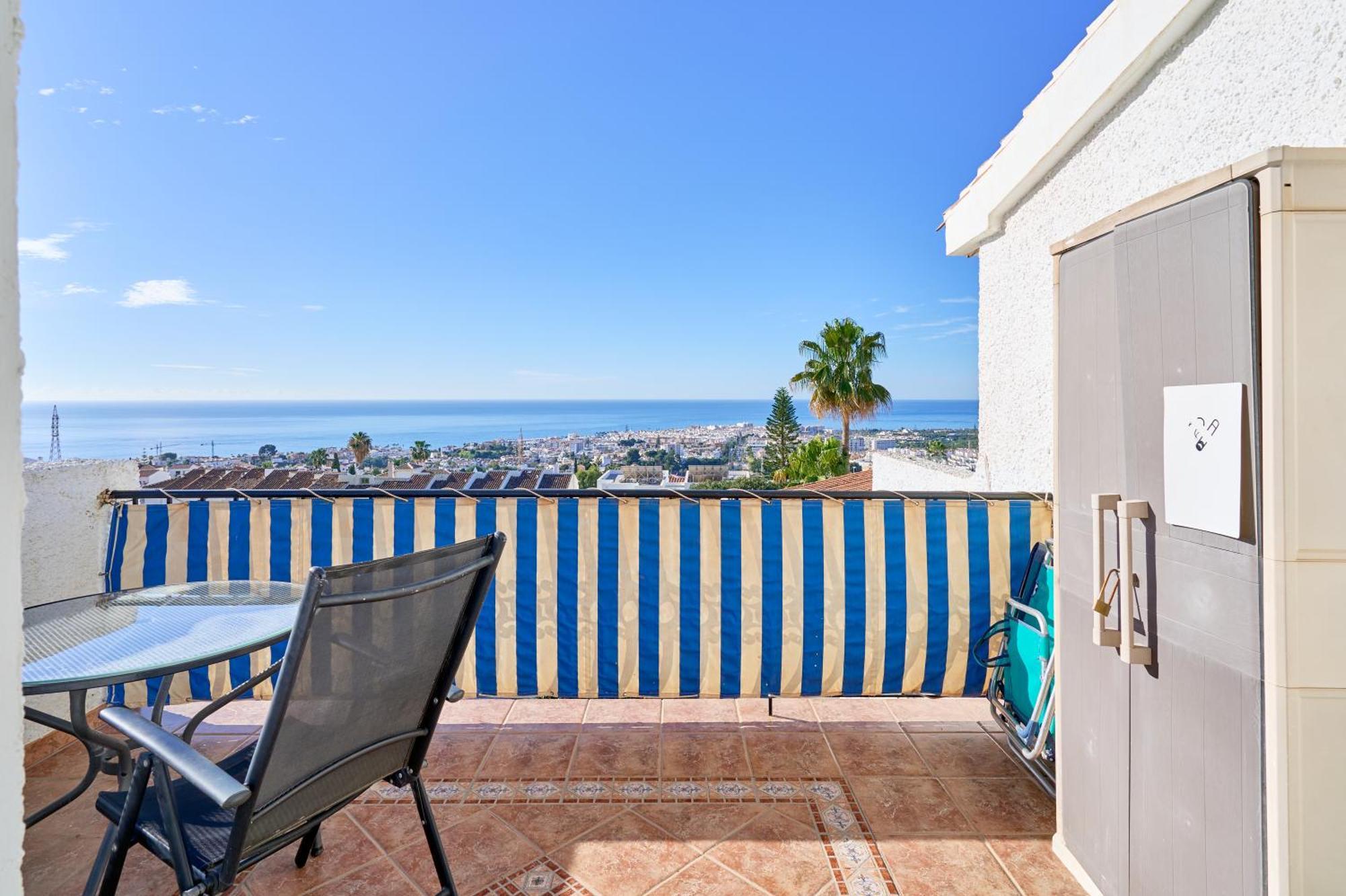 Апартаменты Sea View Capistrano Нерха Экстерьер фото
